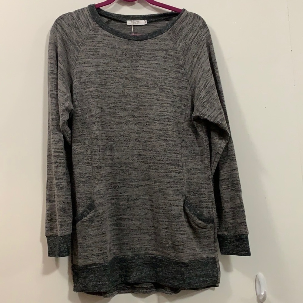 Haute Edition women’s top long sleeve pockets M